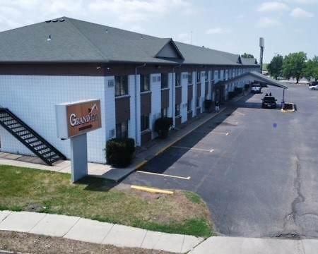 Grand Inn Фарго Екстериор снимка